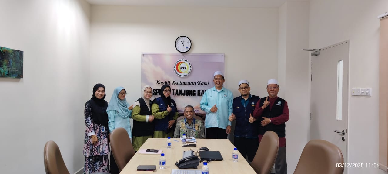 Kunjungan Hormat JKSP Hospital Tanjong Karang