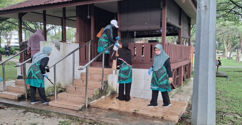 Sinergi Dua Unit: Misi Kelestarian Musolla Taman Tasik Shah Alam Diperkasa