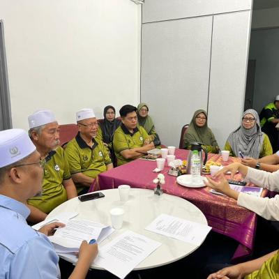 Ziarah Hormat Pejabat ADUN Sg Burong